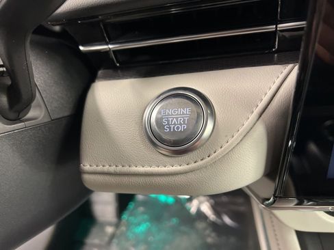 New 2026 Lincoln Nautilus Premier image 19