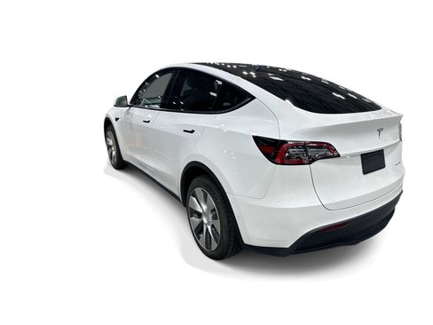 Certified 2021 Tesla Model Y Long Range AWD/4WD image 4