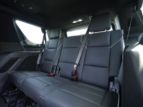Used 2025 Cadillac Escalade Sport w/ LPO, ONYX Package AWD/4WD image 12