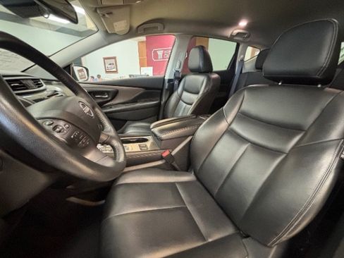 Used 2023 Nissan Murano SV AWD/4WD image 10
