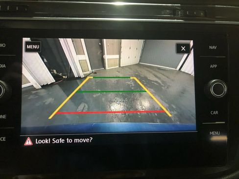 Used 2019 Volkswagen Tiguan SEL R-Line AWD/4WD image 14