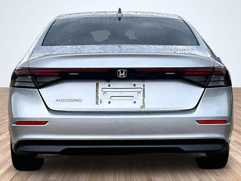 Used 2023 Honda Accord EX image 4