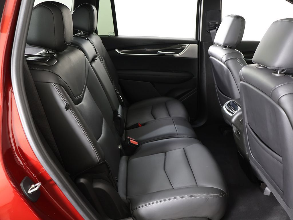 Used 2024 Cadillac XT6 Sport w/ LPO, Floor Liner Package AWD/4WD image 43
