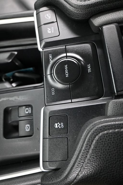 Used 2025 Toyota Grand Highlander AWD Hybrid image 26