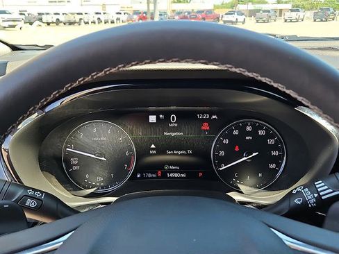 Certified 2022 Buick Envision Avenir w/ Technology Package II FWD image 14