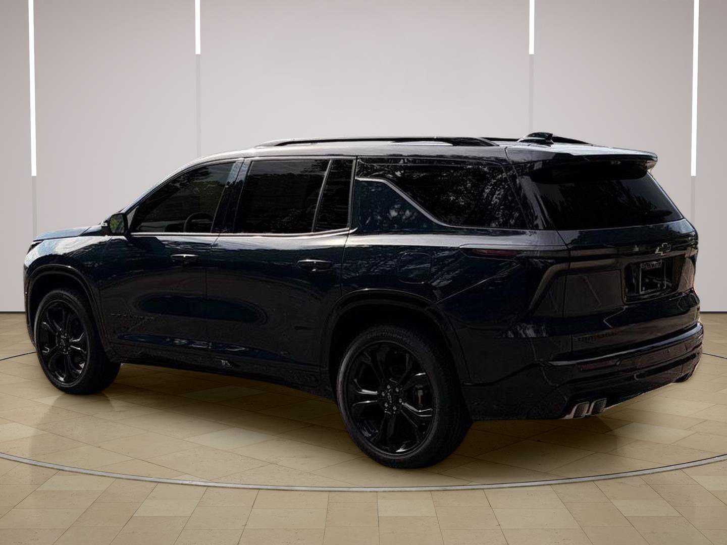 Used 2027 Chevrolet Traverse RS w/ LPO, Floor Liner Package FWD image 5