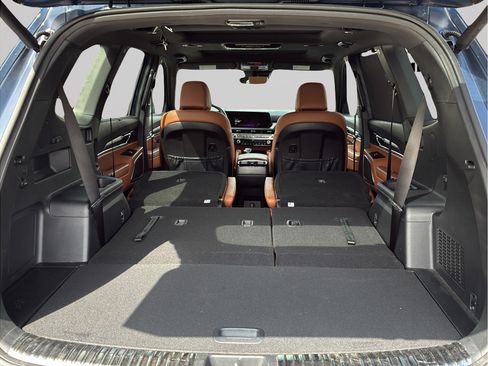 Used 2025 Kia Telluride SX X-Line AWD/4WD image 9