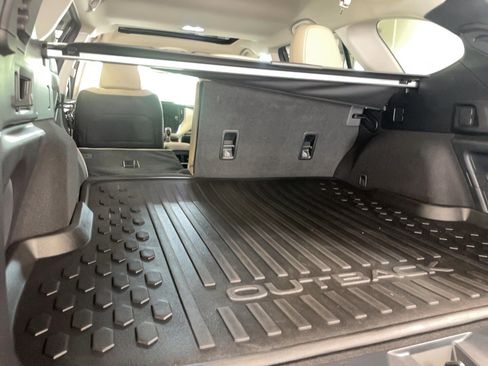 Used 2024 Subaru Outback Limited image 26