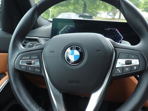 Used 2023 BMW 330i Sedan w/ Driving Assistance Package RWD image 25