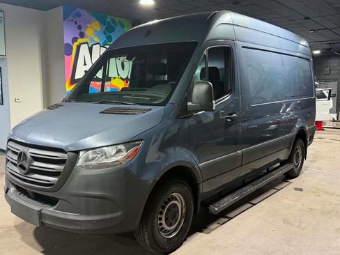 Used 2019 Mercedes-Benz Sprinter 144 image 1