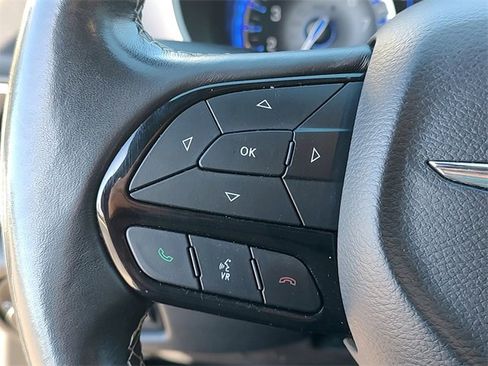 Certified 2020 Chrysler Pacifica Touring w/ S Appearance Package image 22