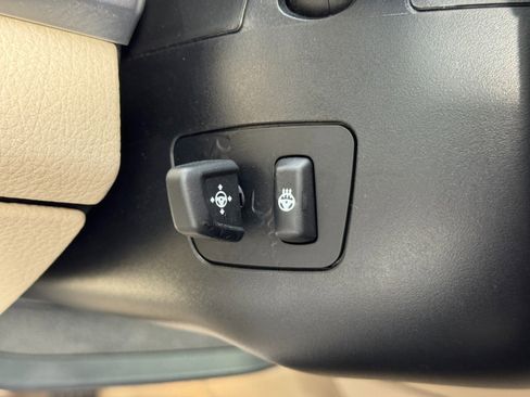 Used 2013 BMW 750Li image 19