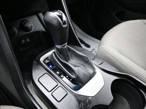Used 2018 Hyundai Santa Fe Sport FWD image 21