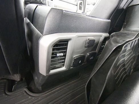 Used 2018 Ford F350 Lariat w/ FX4 4x4 Off Road Package image 16