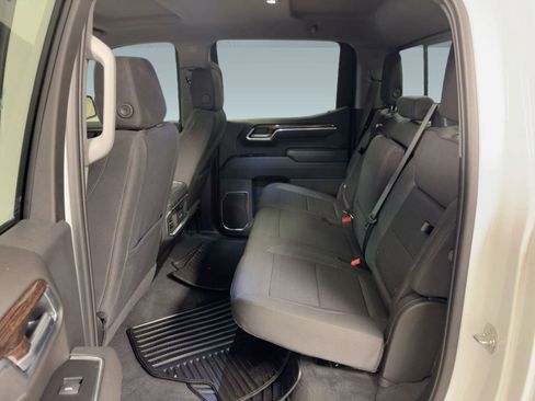 Certified 2025 GMC Sierra 1500 Elevation w/ Preferred Package image 13