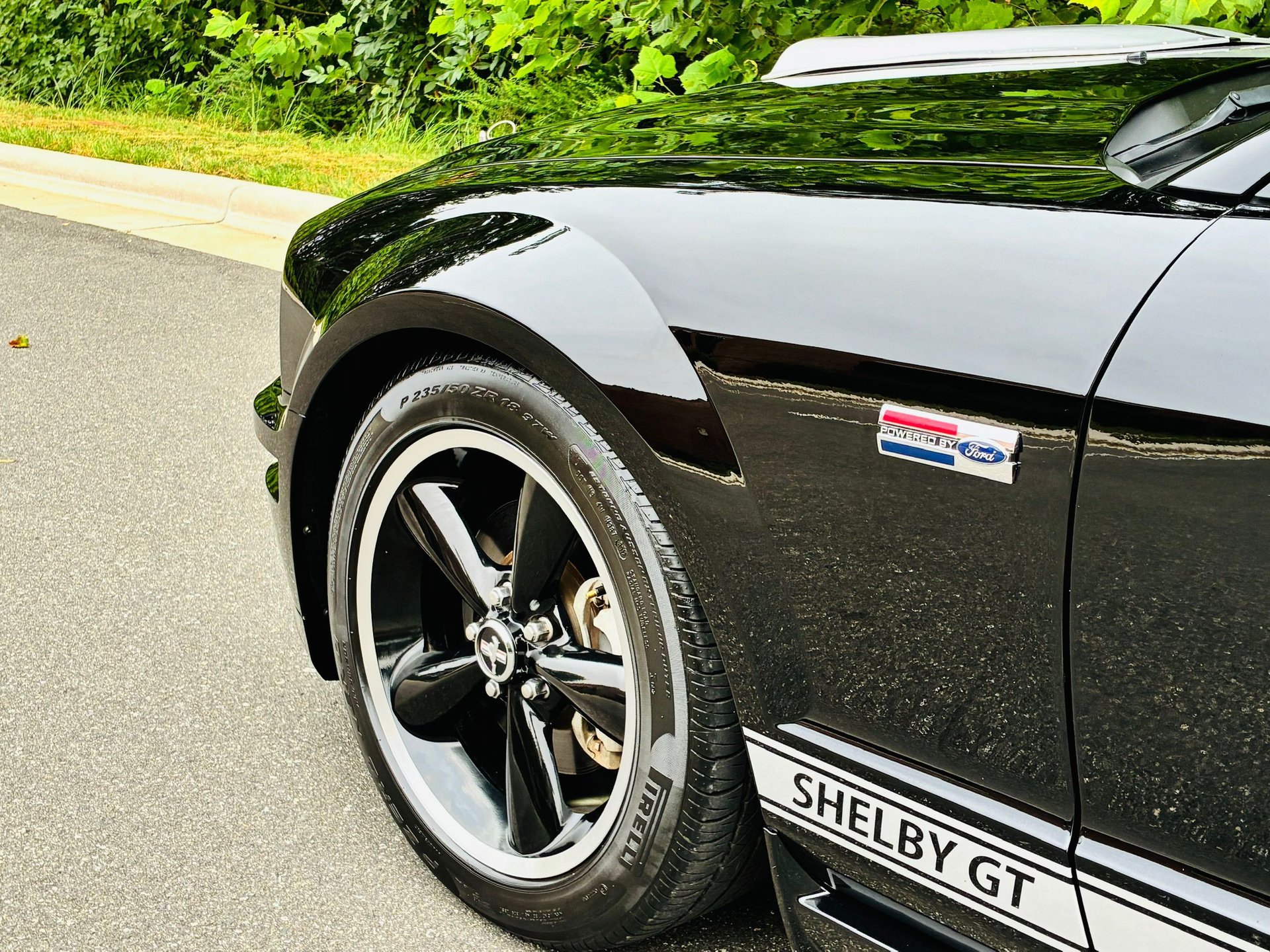 Used 2007 Ford Mustang GT RWD image 2
