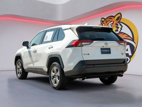 Used 2025 Toyota RAV4 XLE AWD/4WD image 8