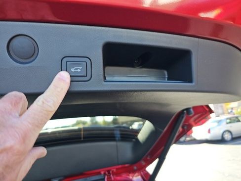 New 2026 Chevrolet Equinox RS image 14