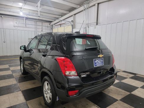 Used 2018 Chevrolet Trax LS AWD/4WD image 8