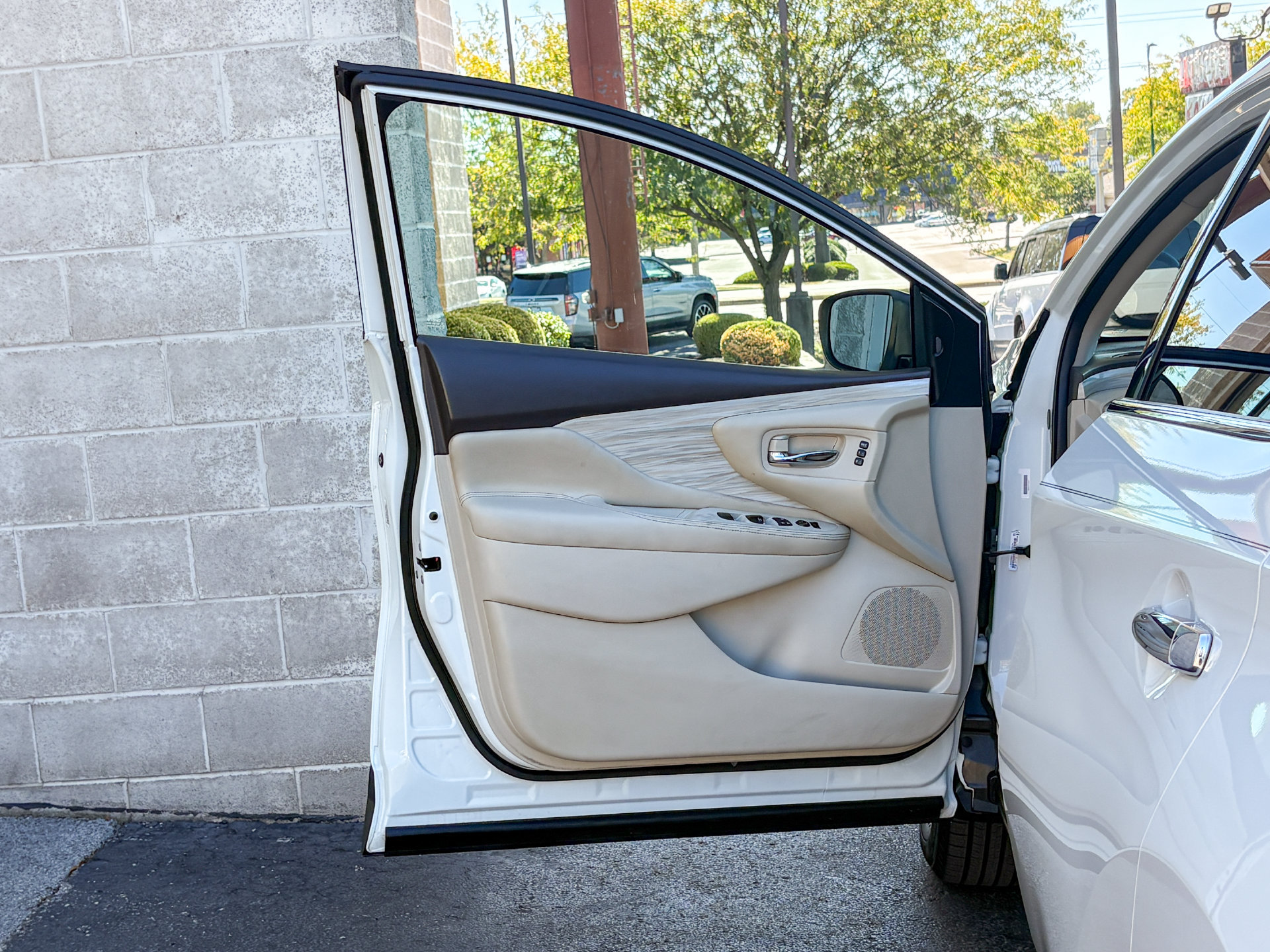 Used 2018 Nissan Murano SL AWD/4WD image 10