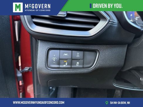 Used 2019 Hyundai Santa Fe SEL image 19