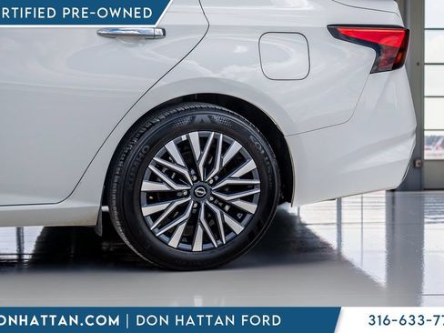 Used 2025 Nissan Altima 2.5 SV FWD image 35