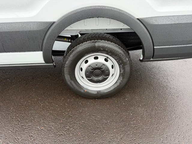 New 2027 Ford Transit 250 148 Medium Roof w/ Load Area Protection Package RWD image 18
