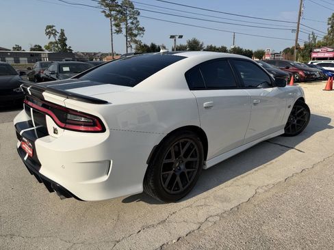 Used 2019 Dodge Charger Scat Pack w/ Plus Group RWD image 32