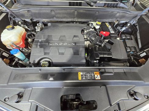 Used 2016 Lincoln MKX Select w/ Select Plus Package image 31