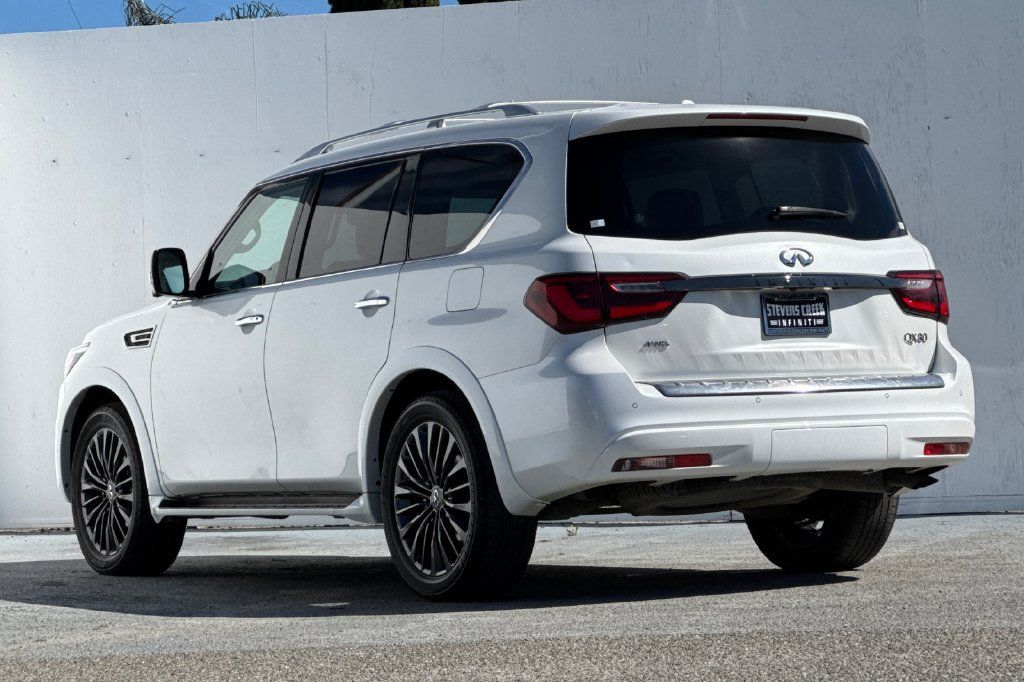 Used 2023 INFINITI QX80 Premium Select w/ Cargo Package AWD/4WD image 5