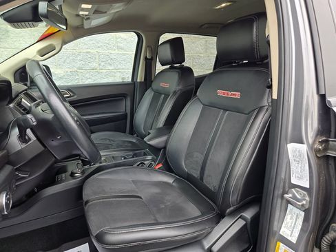 Used 2022 Ford Ranger Lariat w/ Tremor Off-Road Package AWD/4WD image 17
