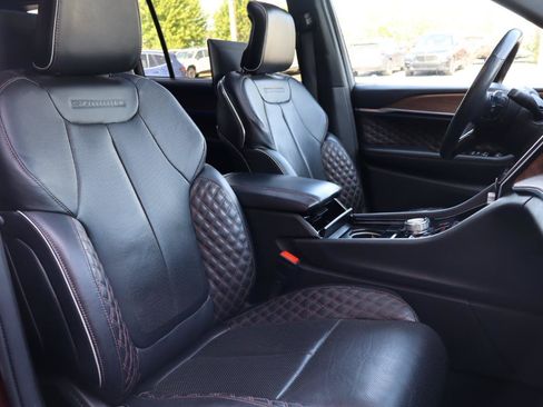 Used 2022 Jeep Grand Cherokee L Summit w/ Advanced Protech Group IV AWD/4WD image 33