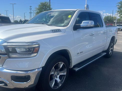 Used 2019 RAM 1500 Laramie AWD/4WD image 11