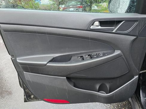 Used 2016 Hyundai Tucson Limited w/ Option Group 03 FWD image 8