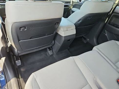 Certified 2025 Hyundai Santa Fe Limited image 18