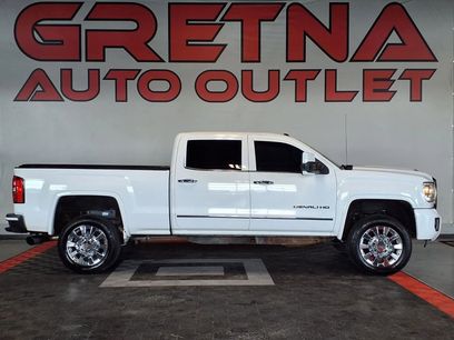 Used 2015 GMC Sierra 2500 Denali w/ Duramax Plus Package