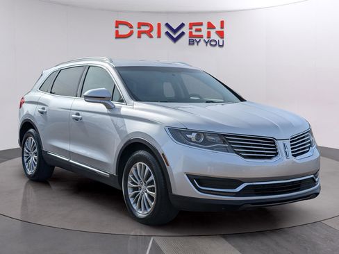 Used 2017 Lincoln MKX Select w/ Select Plus Package image 7
