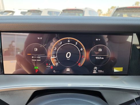 New 2026 Volkswagen Tiguan SE R-Line FWD image 17