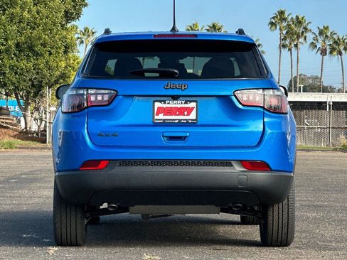 New 2026 Jeep Compass Latitude image 5