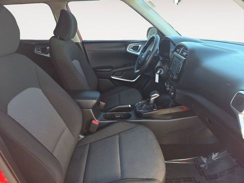Used 2020 Kia Soul LX image 15