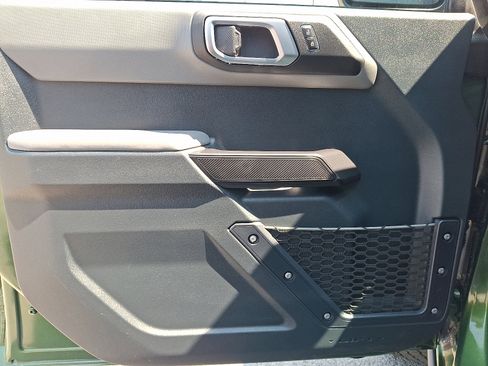 Used 2024 Ford Bronco Everglades image 12