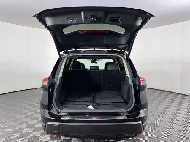 Used 2024 Nissan Rogue SV w/ SV Premium Package FWD image 49
