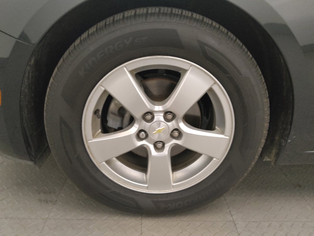 Used 2015 Chevrolet Cruze LT FWD image 31