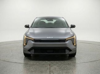 Used 2025 Kia K4 LXS video 1