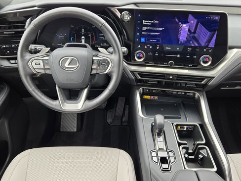 Used 2025 Lexus TX 350 AWD w/ Technology Package image 23
