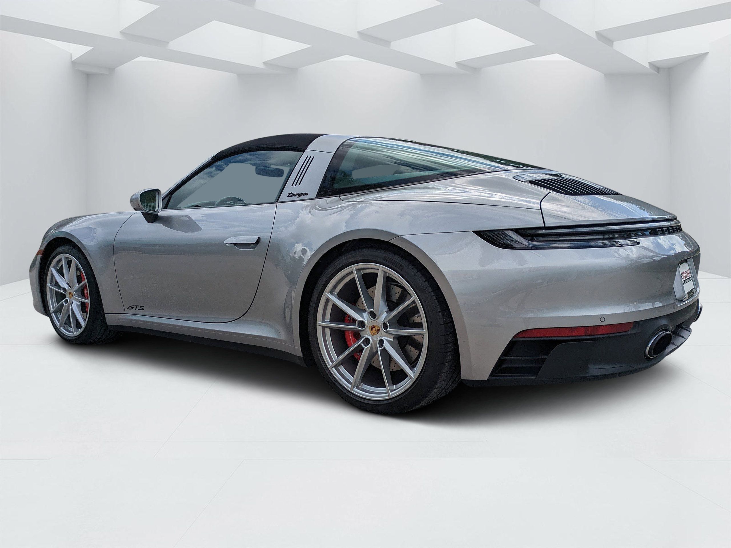 Used 2022 Porsche 911 Targa 4 GTS AWD/4WD image 5