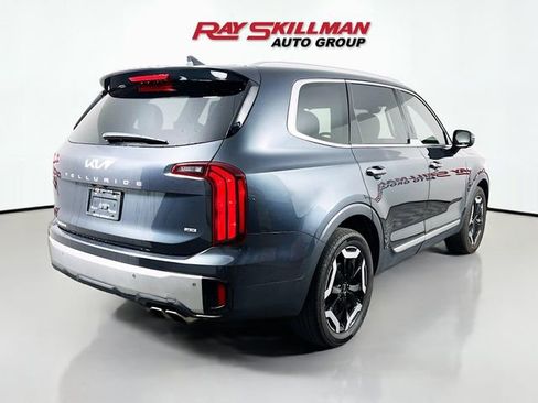 Used 2023 Kia Telluride S image 7