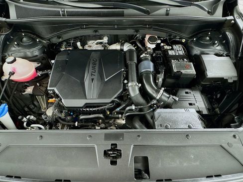 Used 2023 Hyundai Santa Fe Calligraphy image 10