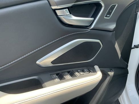 New 2026 Acura RDX SH-AWD image 10