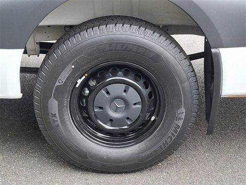 New 2025 Mercedes-Benz Sprinter 2500 image 5